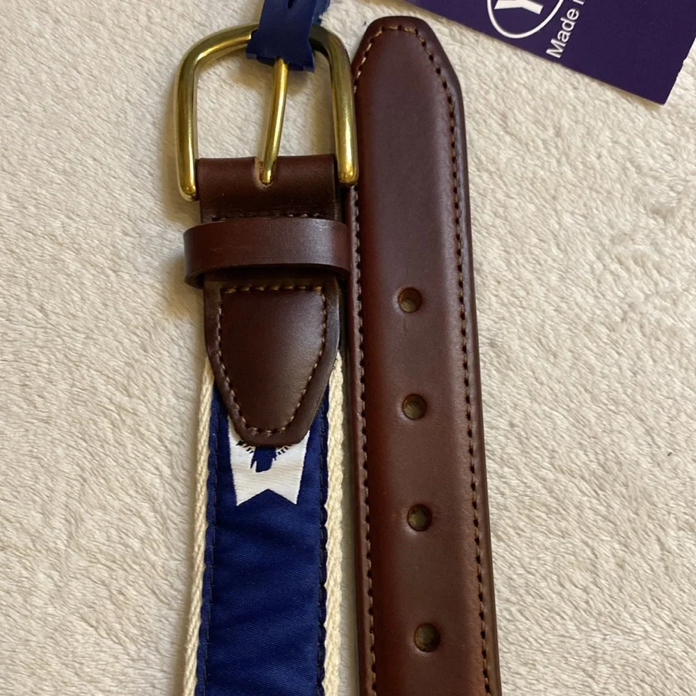 NWT YRI canvas navy white ribbon leather belt with ACK burgee brass buckle Sz 32